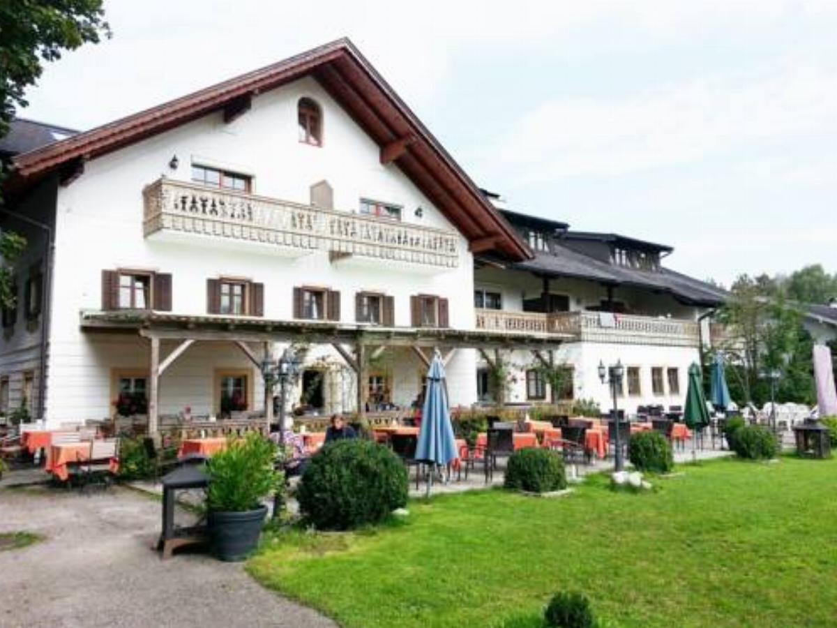 Seewirt Hotel Zell am Moos Austria