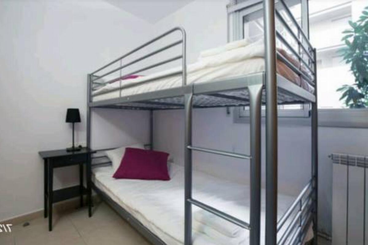 Smile Apartments Figueres Hotel Figueres Spain