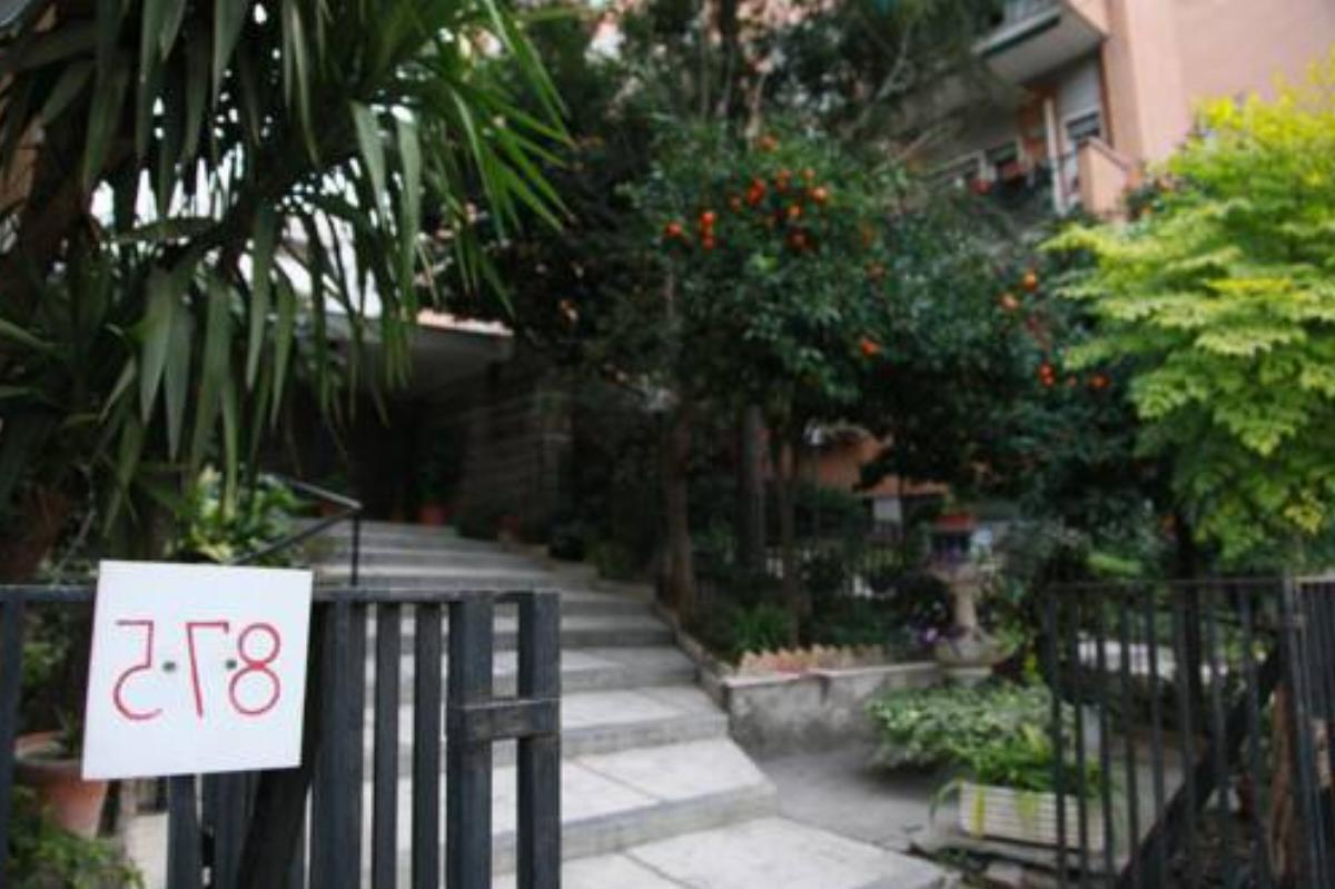 Soggiorno Nomentana 875 Hotel Roma Italy