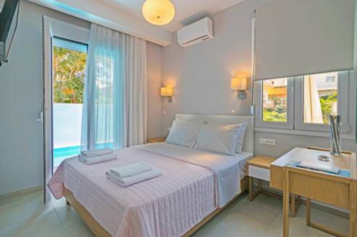 Sonia Beachfront Apartments Hotel Galatas Greece