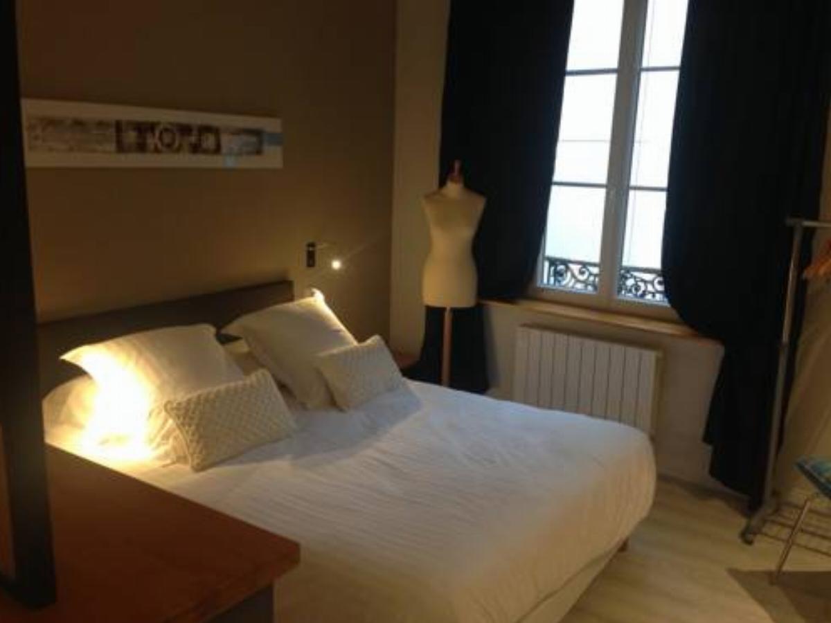Suit'Home Commerce Hotel Angers France
