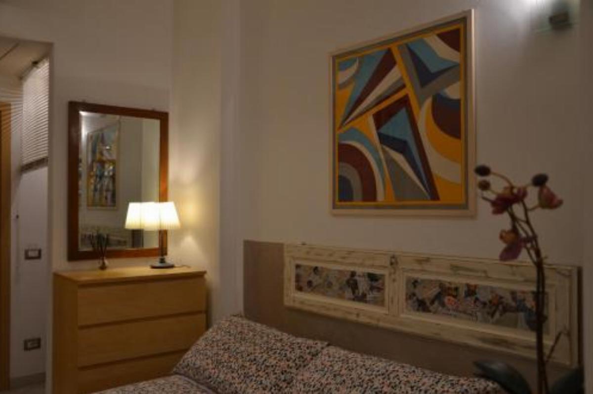 Sweet Apartment in Florence. Hotel Florence Italy