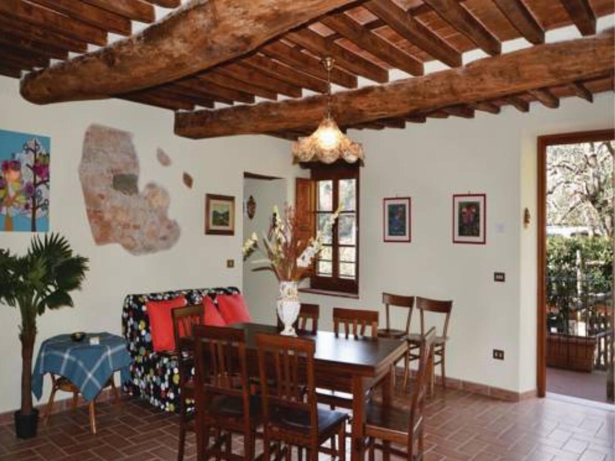 Three-Bedroom Apartment Camaiore -LU- with a Fireplace 05 Hotel Fibbialla Italy