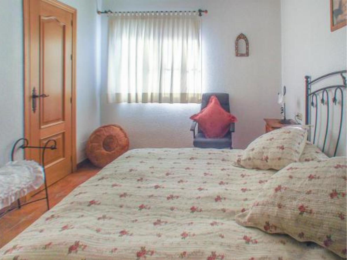 Three-Bedroom Holiday Home in Alhaurin de la Torre Hotel Alhaurín de la Torre Spain