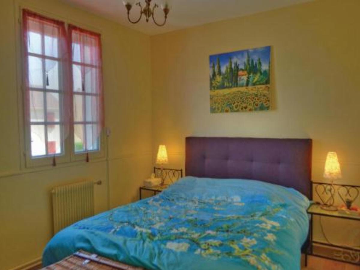 Three-Bedroom Holiday Home in Guichainville Hotel Évreux France