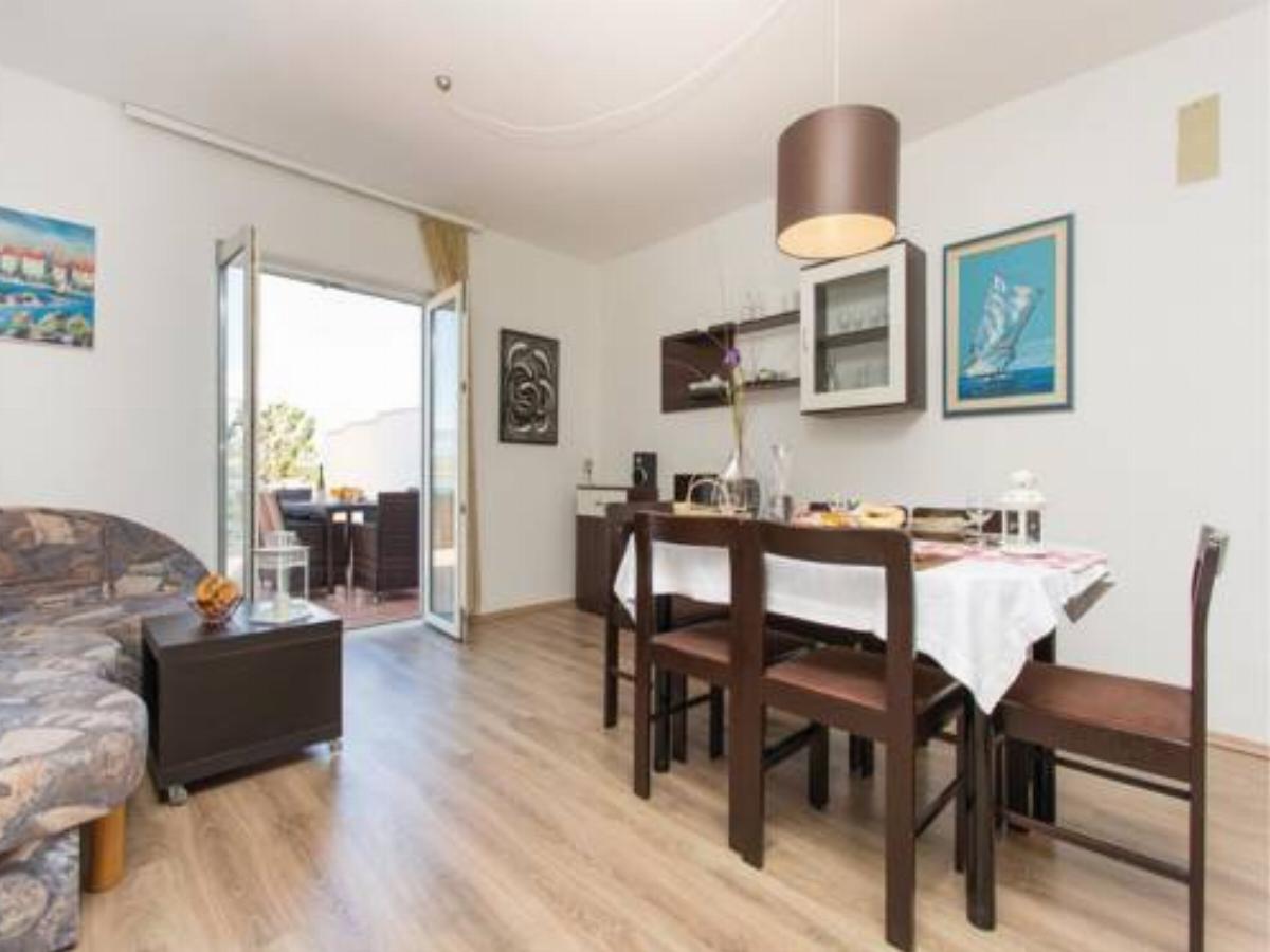 Three-Bedroom Holiday home with Sea View in Klimno Hotel Klimno Croatia