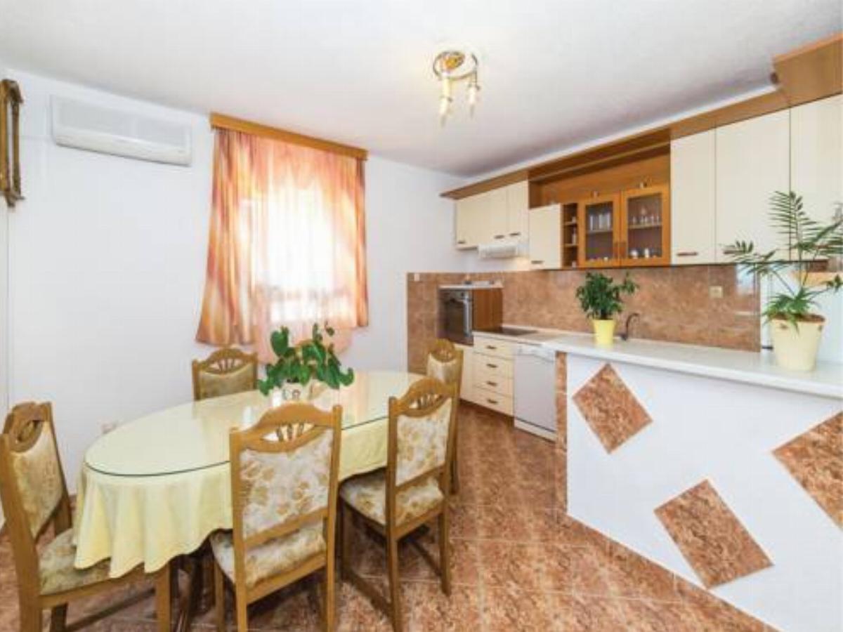 Two-Bedroom Apartment in Kastel Stari Hotel Kaštel Stari Croatia