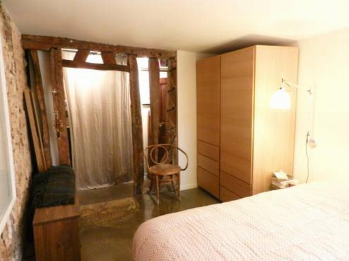 Unique Architect flat 1 BR Well located Hotel Paris France