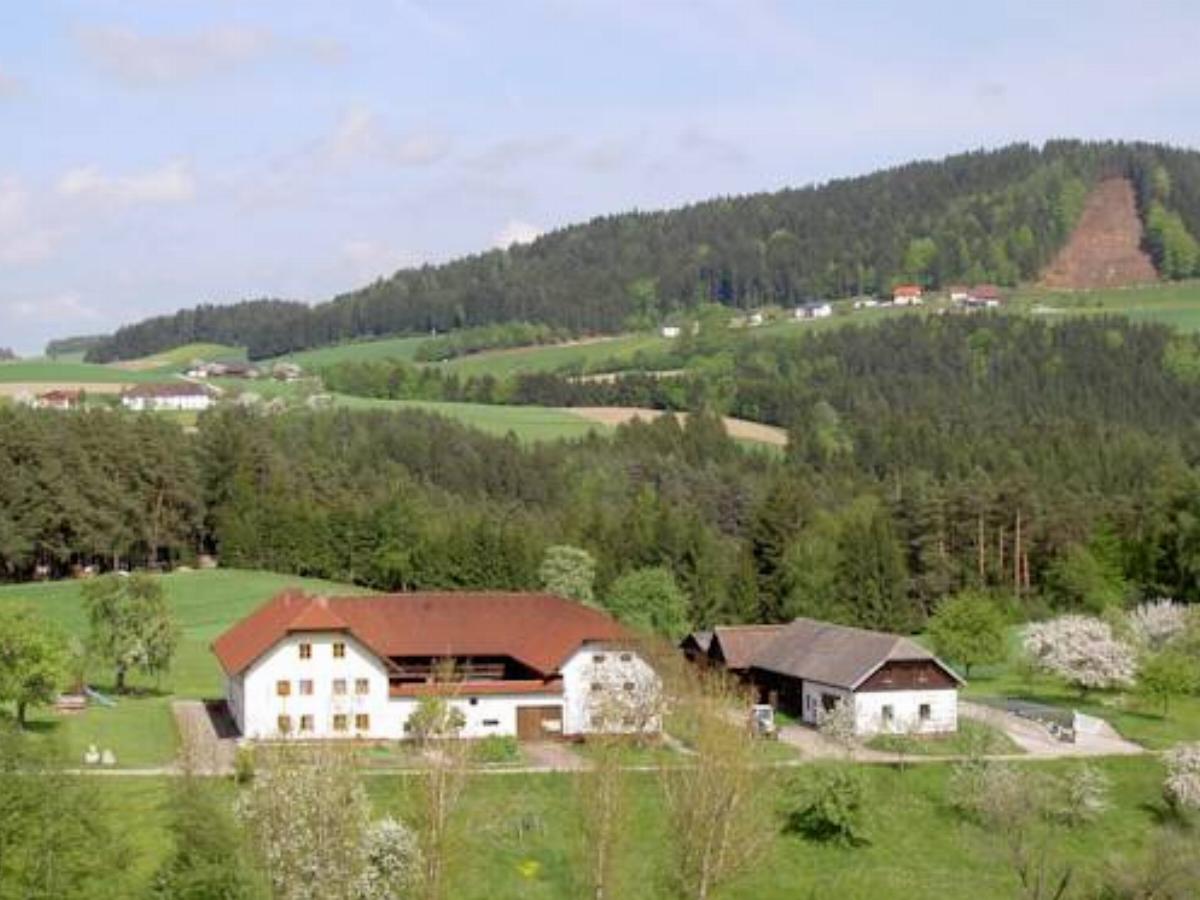 Urlaub am Bauernhof Wenigeder - Familie Klopf Hotel Gutau Austria