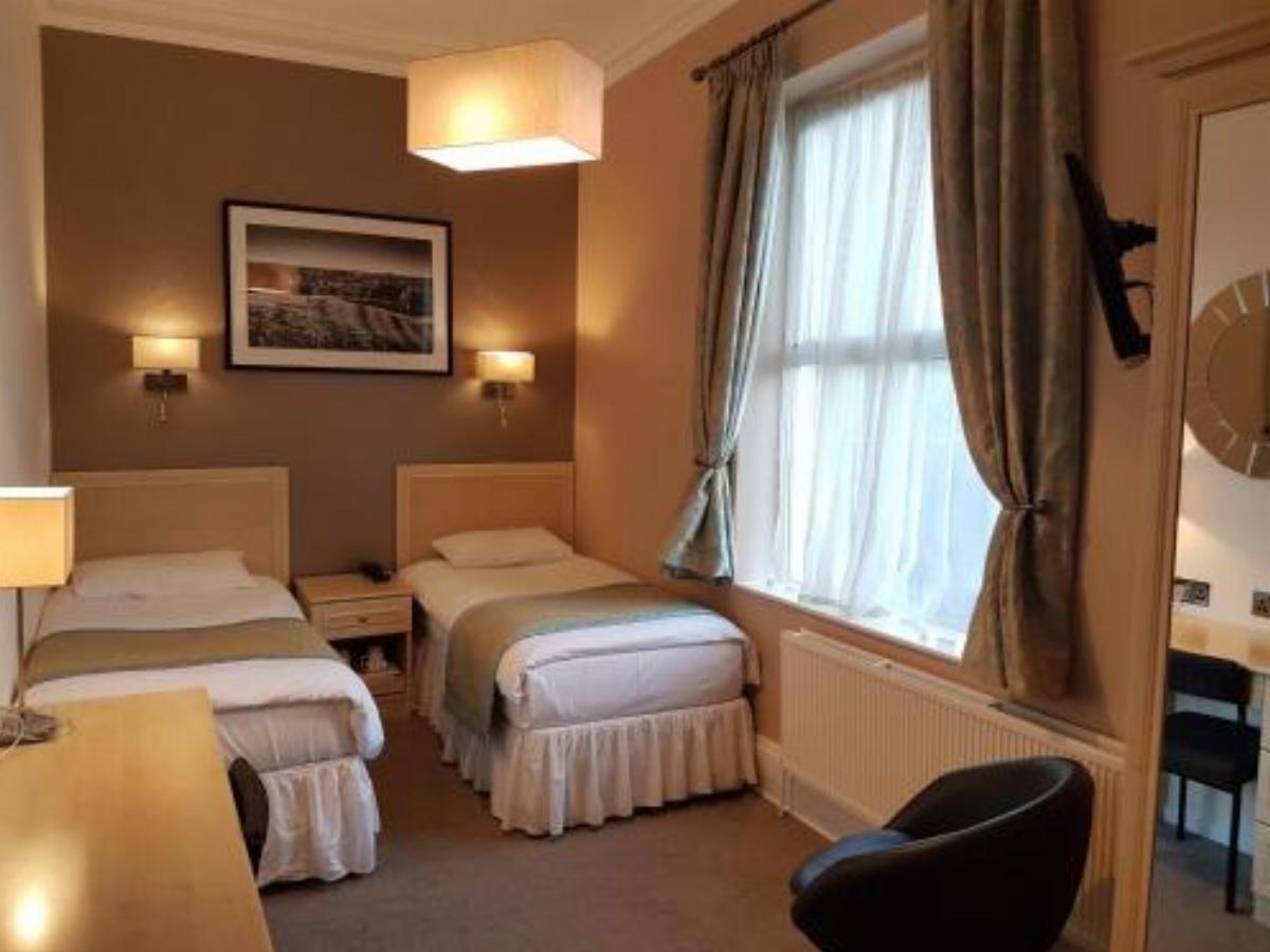 Victoria Park Lodge Hotel Leamington Spa United Kingdom