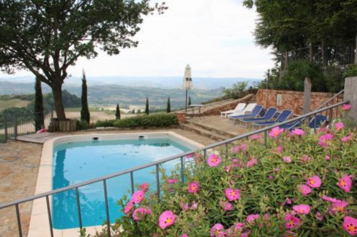 Villa Ciabot Nogaris Hotel Santa Vittoria dʼAlba Italy