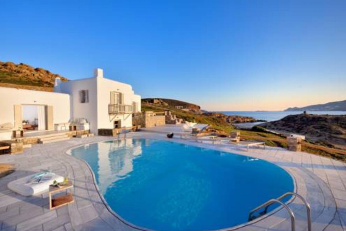 Villa Juliet Hotel Ftelia Greece