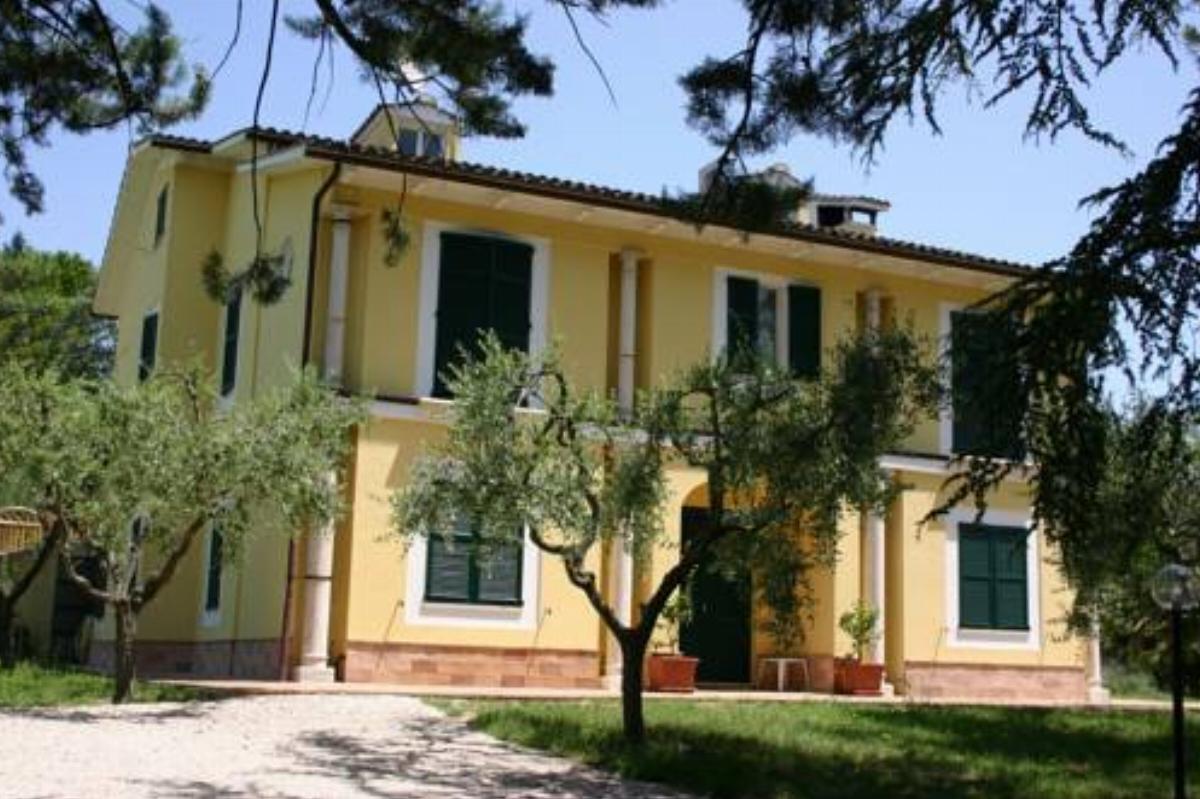 Villa Poggio San Pietro Hotel Mogliano Italy