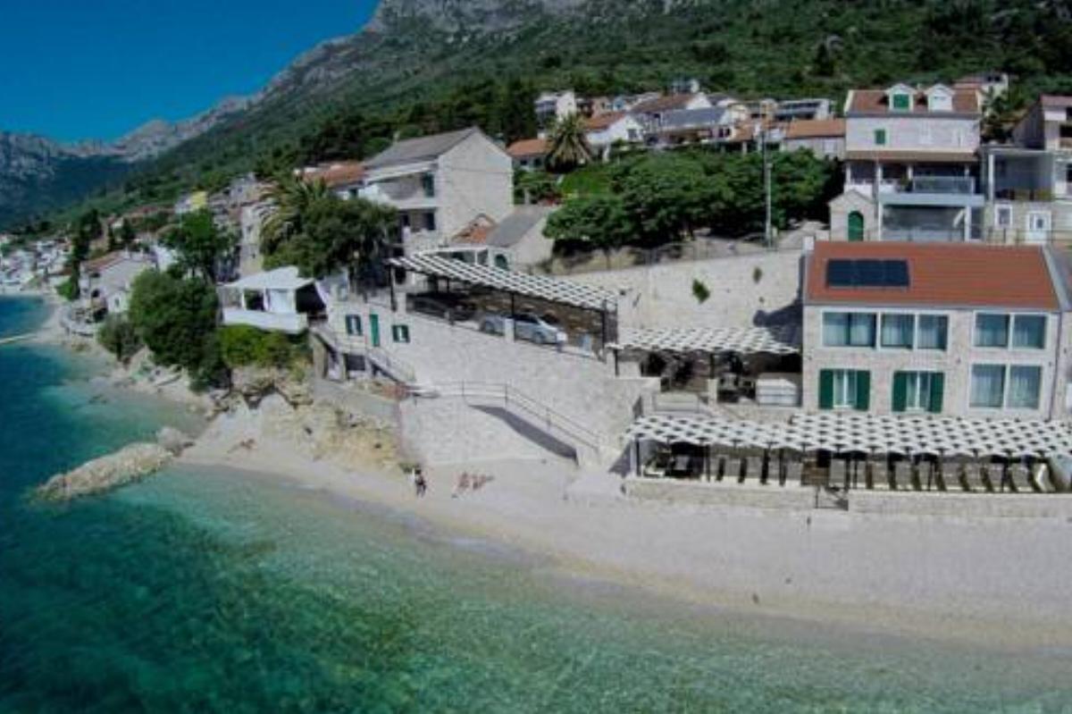 Villa Zlatko Hotel Brist Croatia