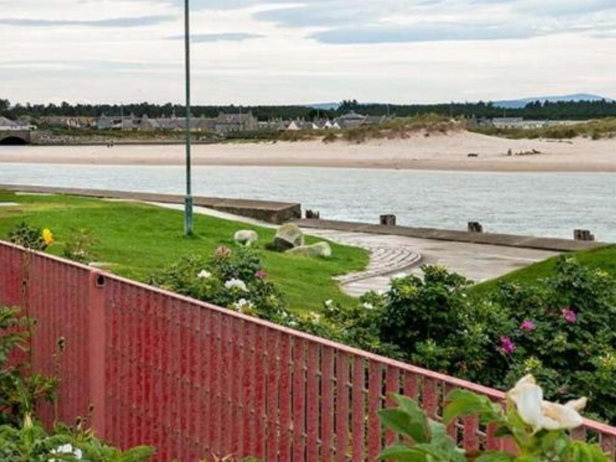 Wickie Cottage Hotel Lossiemouth United Kingdom