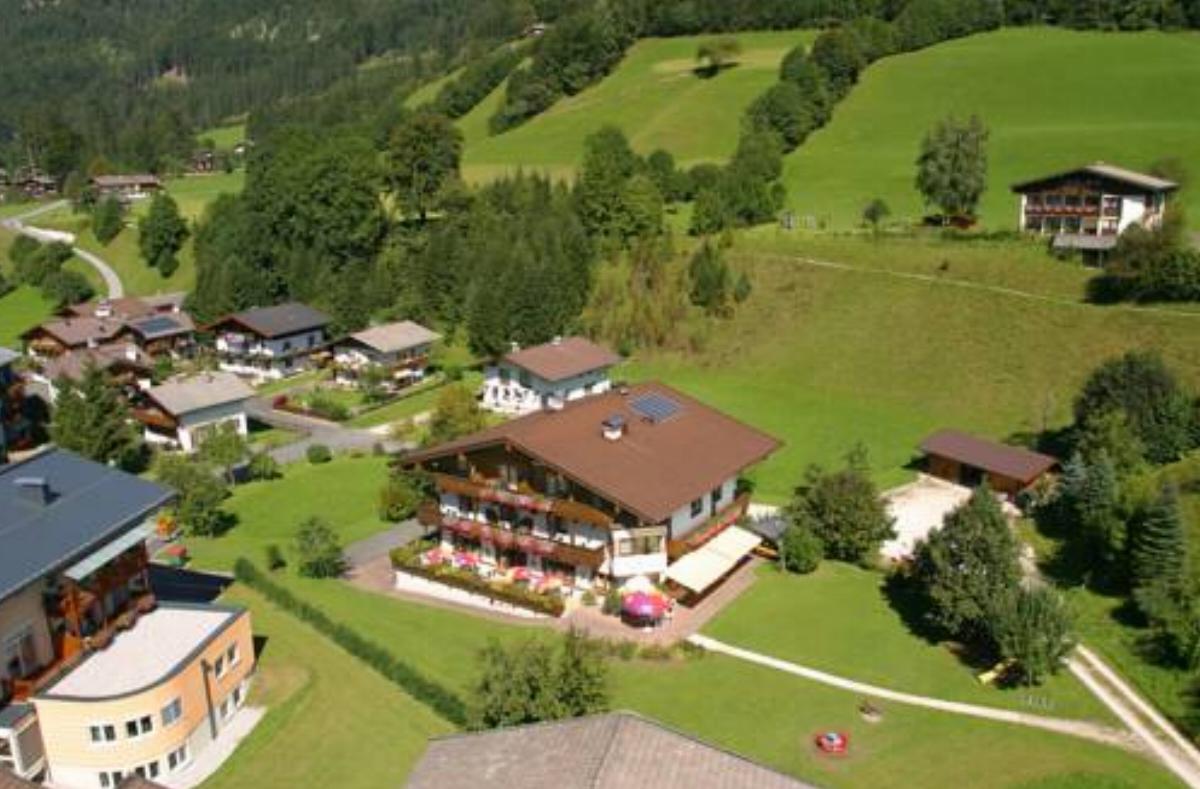 Wirtshaus Pension Dorfcafe Hotel Unken Austria