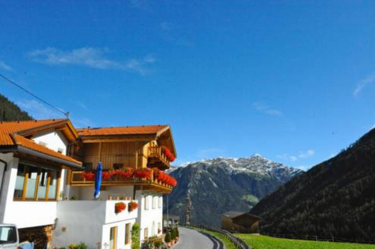 Wohlfühl-Hotel Berghof Hotel Pfunds Austria