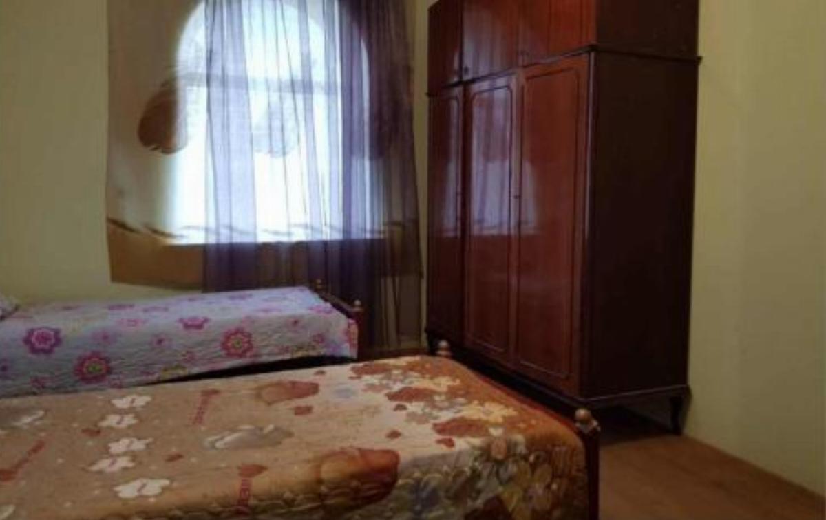 Уютный хостел (Мото Хаус) Hotel Këk-Dzhar Kyrgyzstan