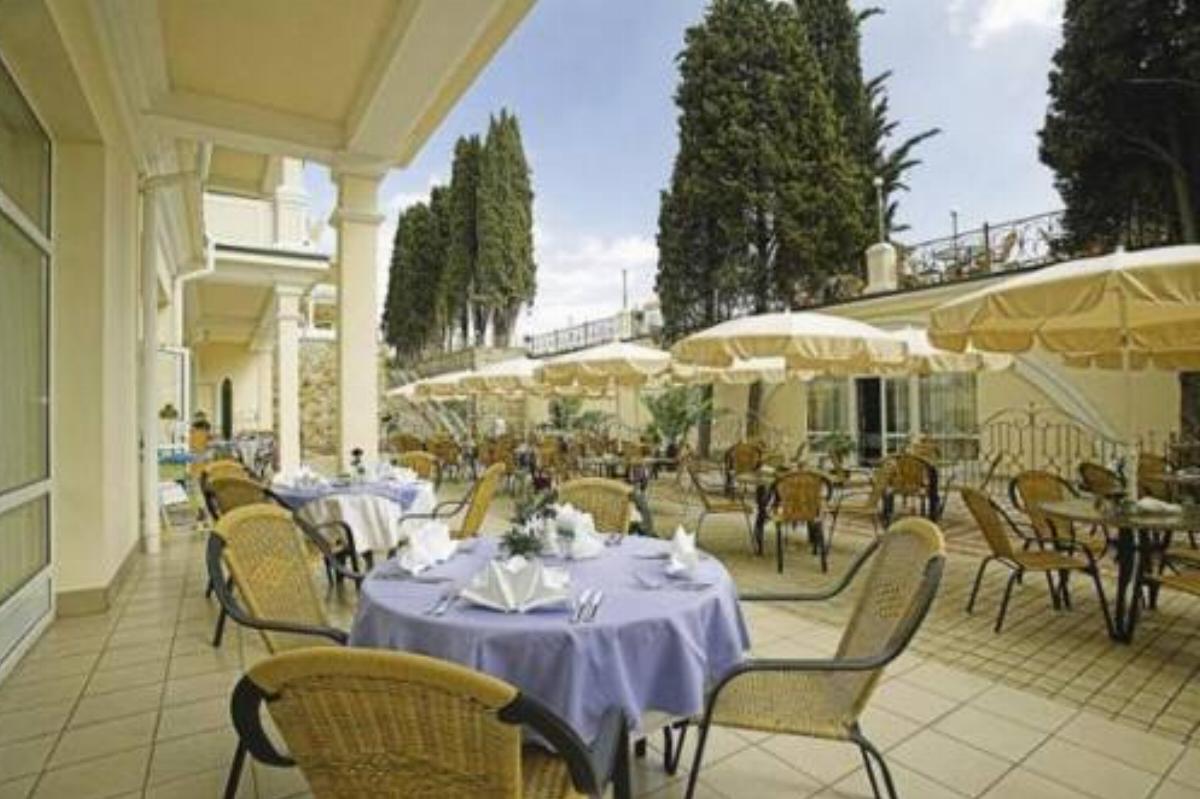 Апартамент Сон у Моря в отеле Пальмира Палас Hotel Alupka Crimea