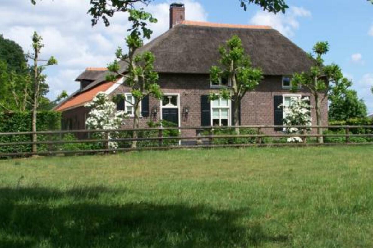 B&B Farmhouse De Loksheuvel