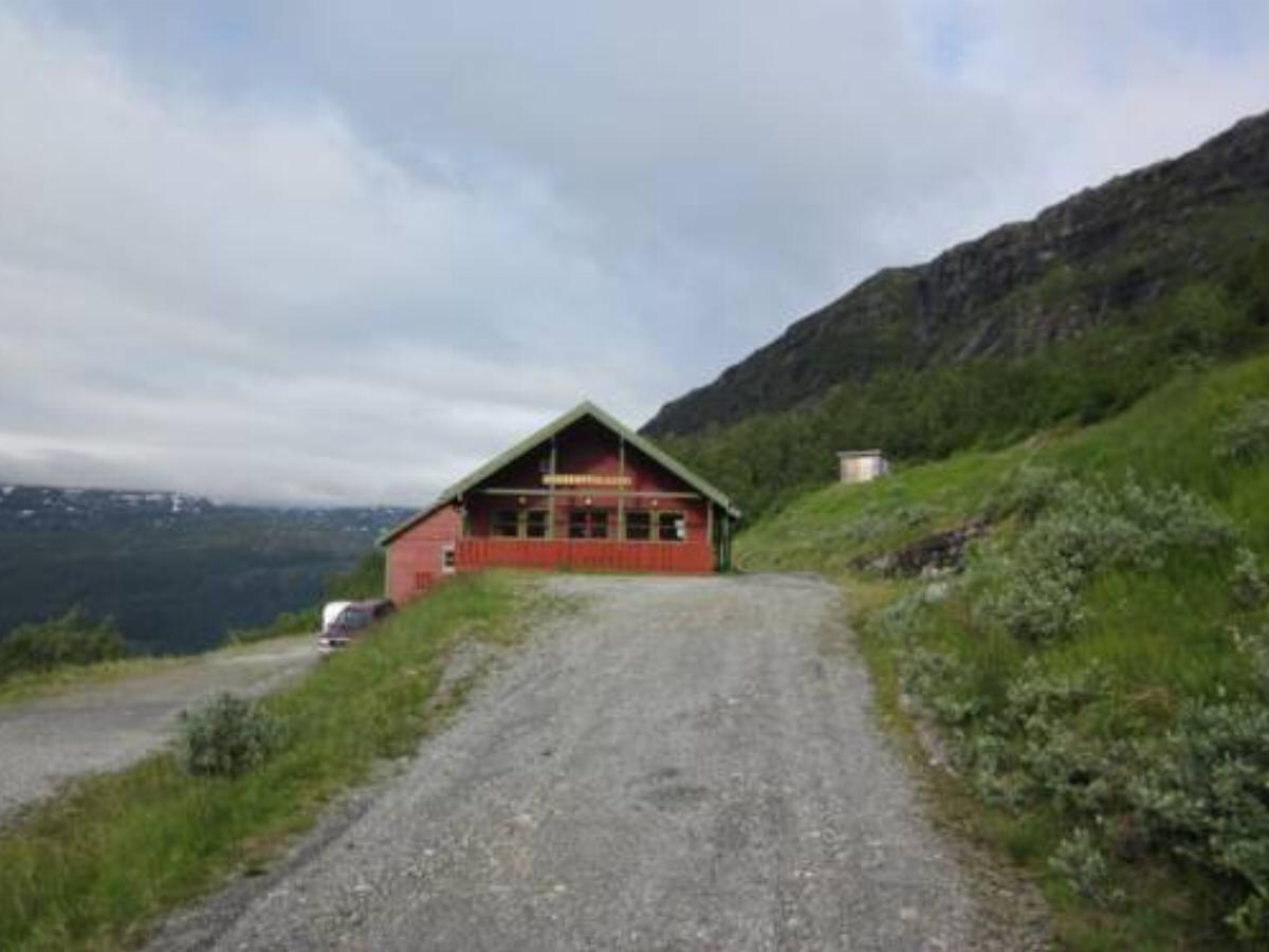 Håradalen Cottages and Hostel