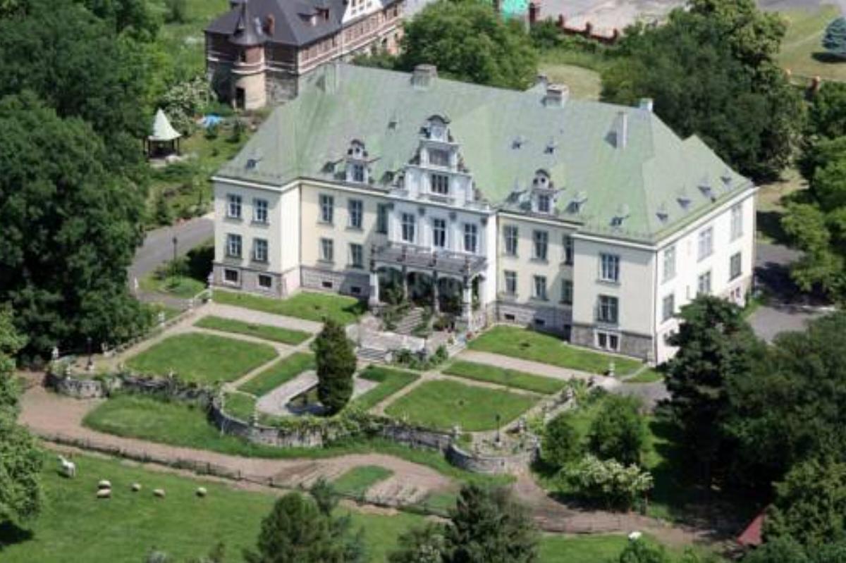 Pałac Frączków