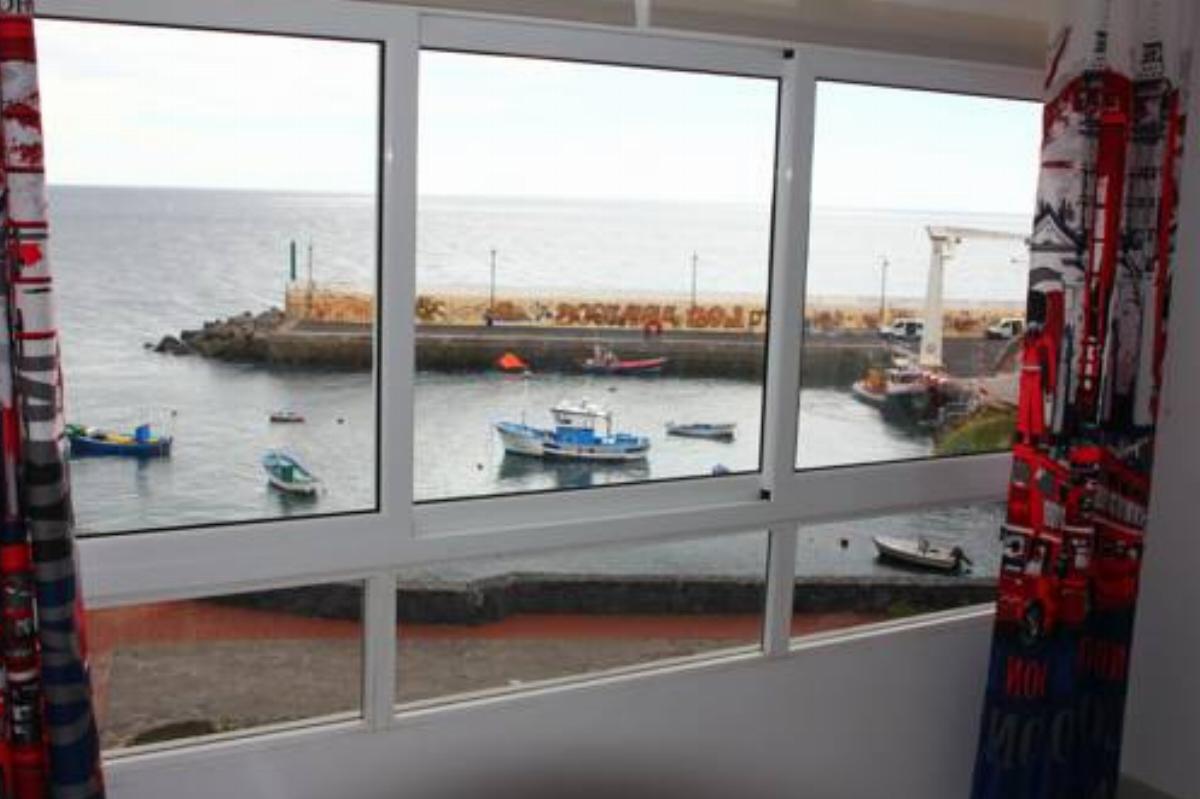 Los Abrigos Sea-Port View