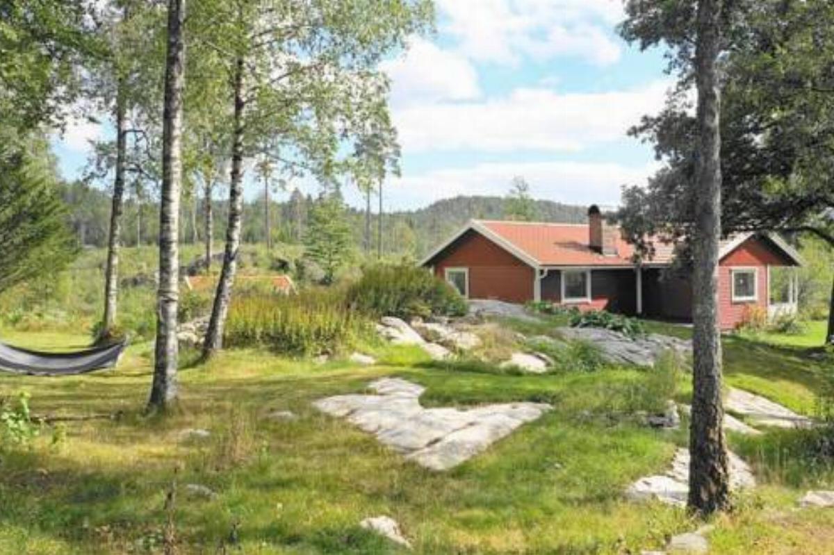 Five-Bedroom Holiday home in Jörlanda