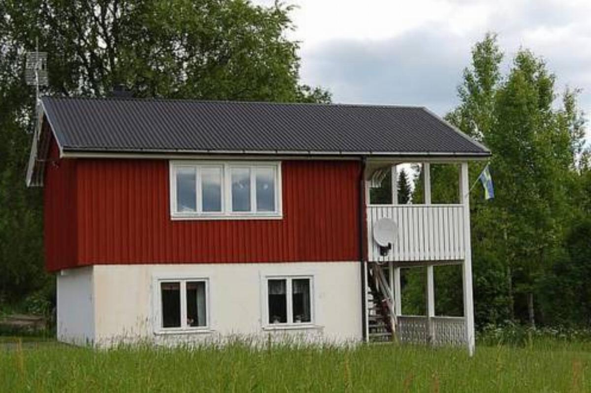 Two-Bedroom Holiday home in Årjäng