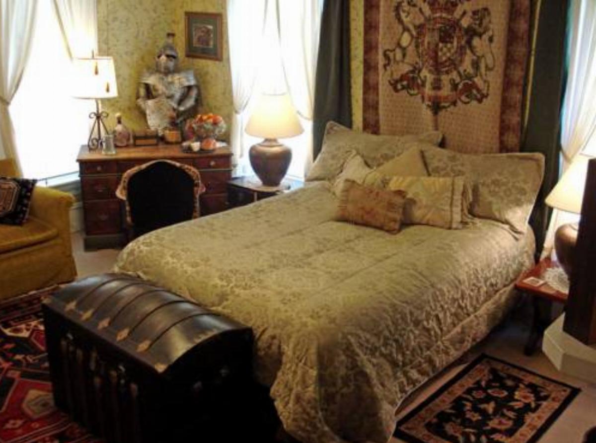 Goodbread House Bed and Breakfast