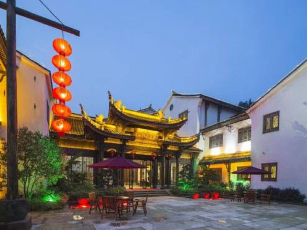 Liyang Tianmuhu Nanshan Zhuhai Inn