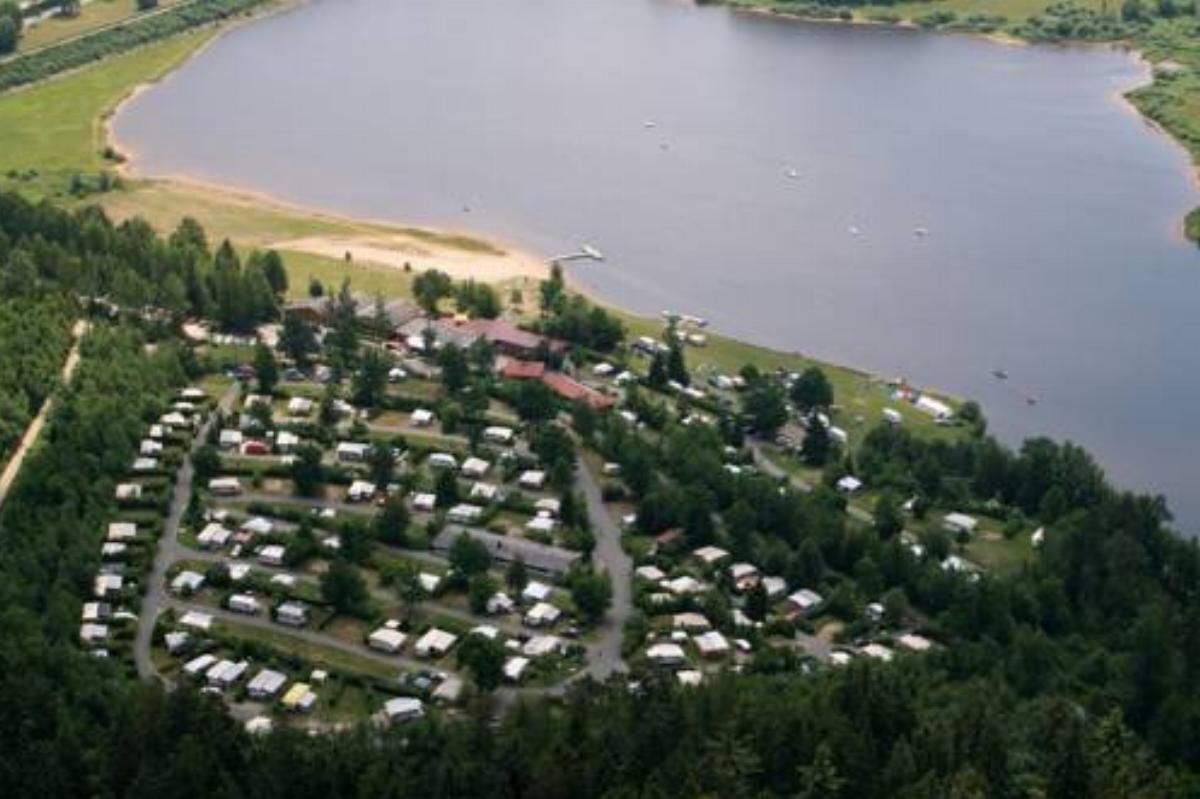 Ferienpark Perlsee Ferienhäuser, Camping, Mobilheime