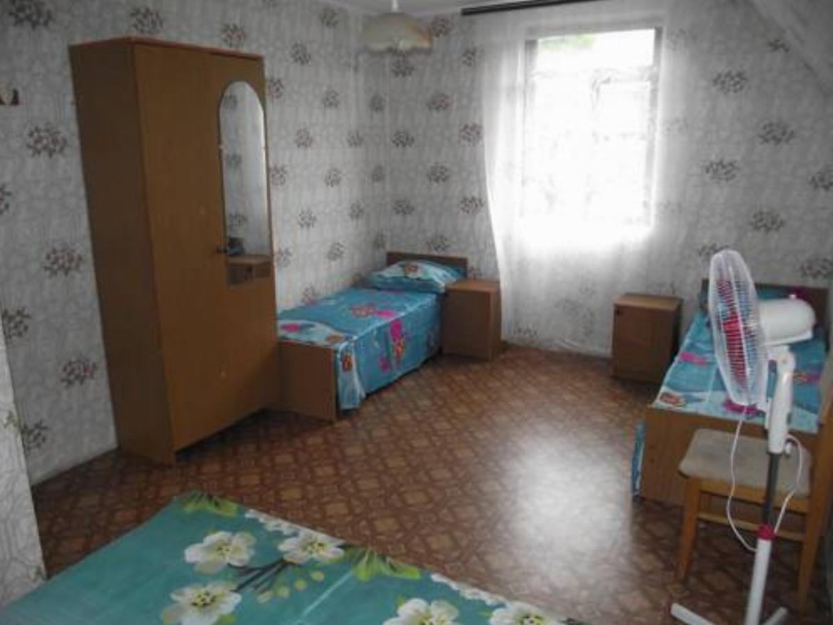 Guest house on Mineralnaya 13a