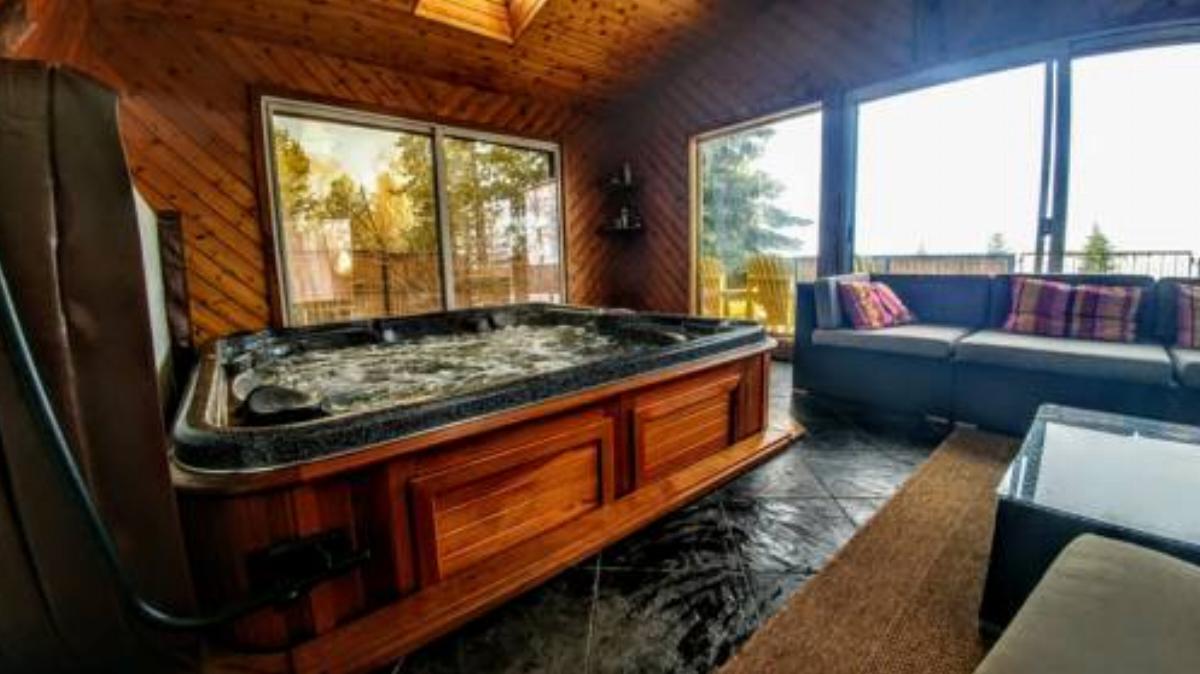 Hot Tub & Sauna 2 Bedrooms