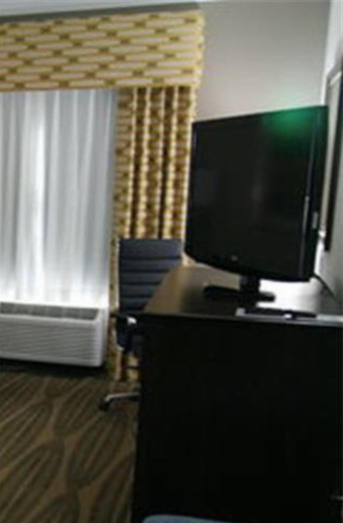 Holiday Inn Express & Suites Corpus Christi - North