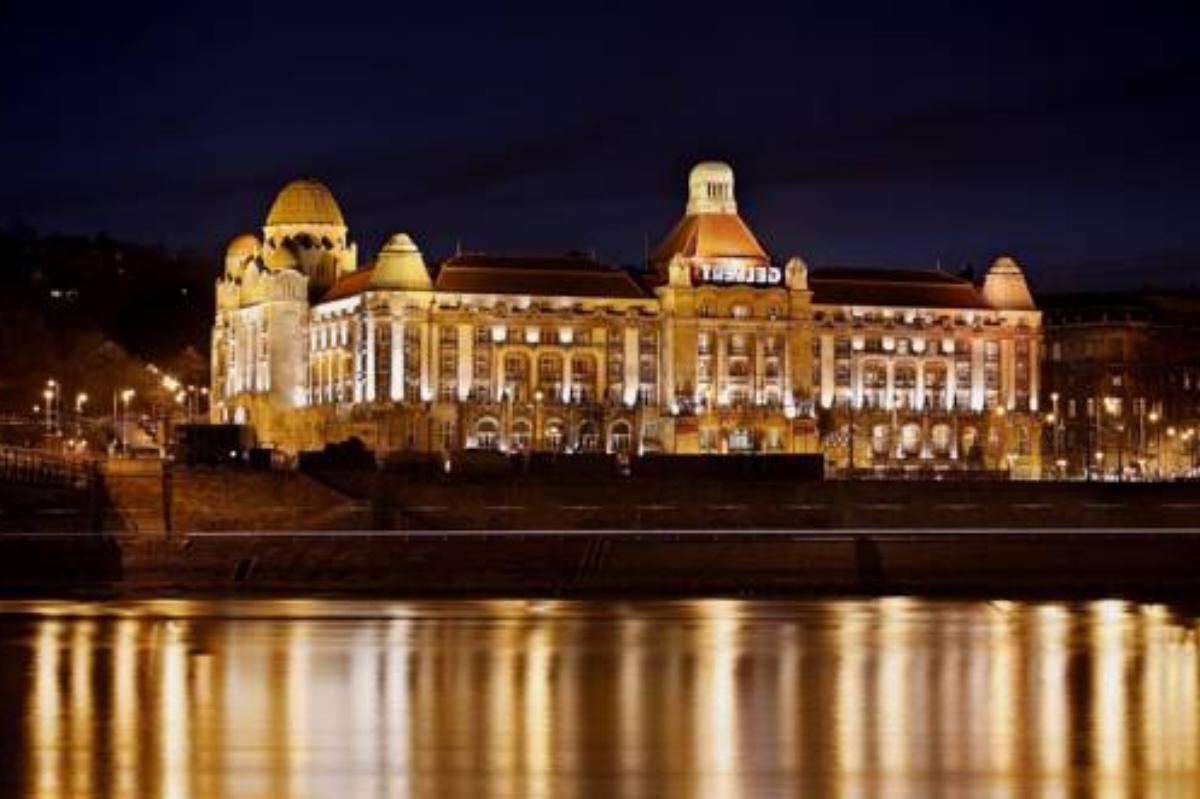 Full Moon Budapest Budapeşte, Macaristan — Otel rezervasyonu ...