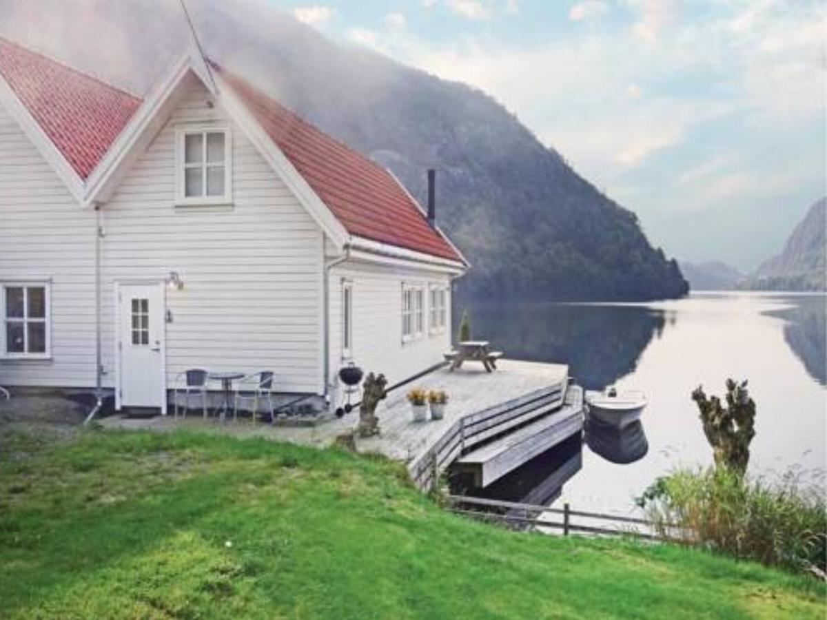 Three-Bedroom Holiday Home in Flekkefjord