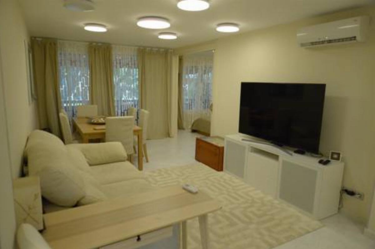 Luxury Apartment in Gavà