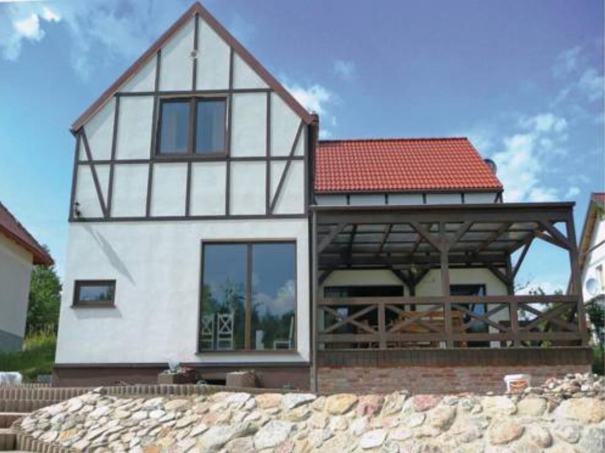 Three-Bedroom Holiday Home in Gietrzwald