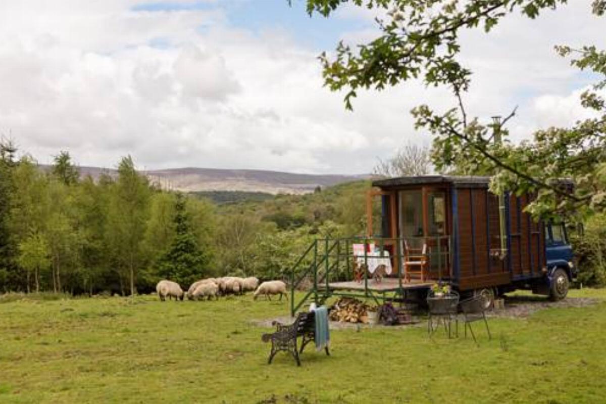 Nire Valley Glamping