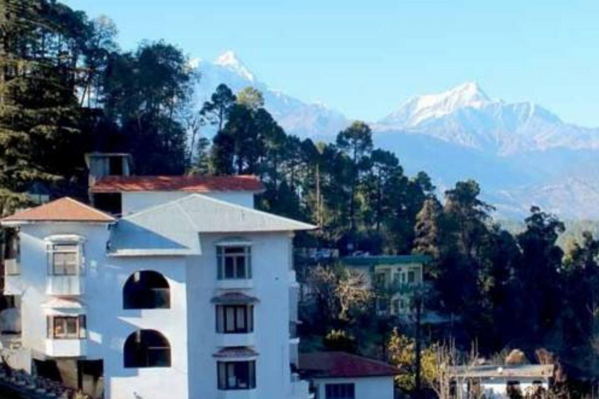 10 BHK Boutique stay in Roopkund Road, Chamoli, by GuestHouser (AFA1)