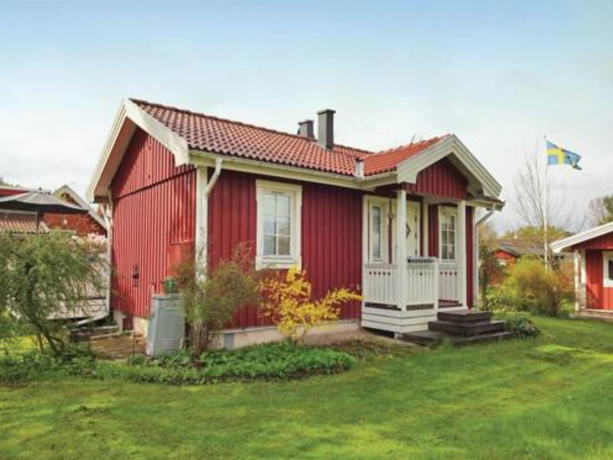 Four-Bedroom Holiday home with a Fireplace in Sölvesborg