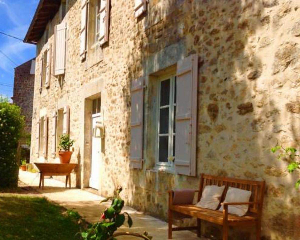 Domaine Charente - Holiday Home with own garden
