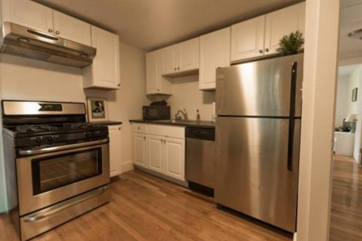 Tufts-Area Large 2BD Apartment