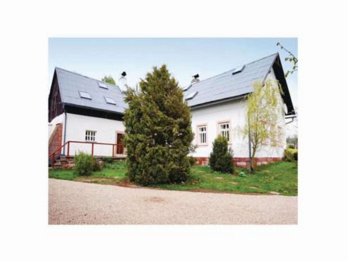 Four-Bedroom Holiday Home in Hostinne
