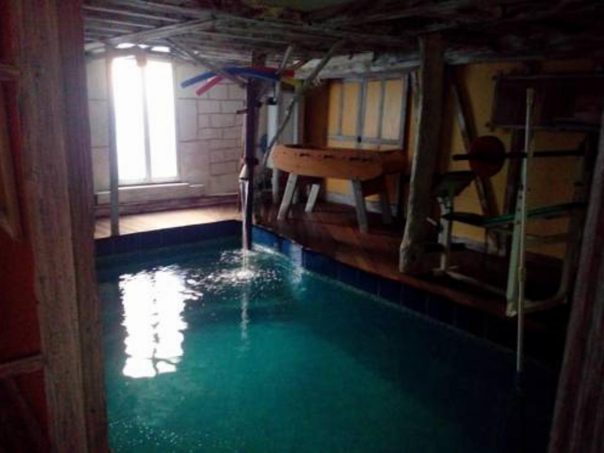 La Residence du Moulin avec piscine intérieure
