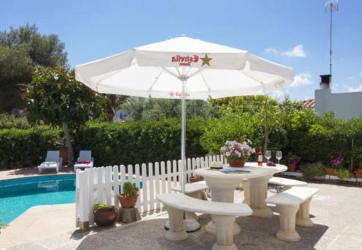 Four-Bedroom Apartment in Menorca with Pool I