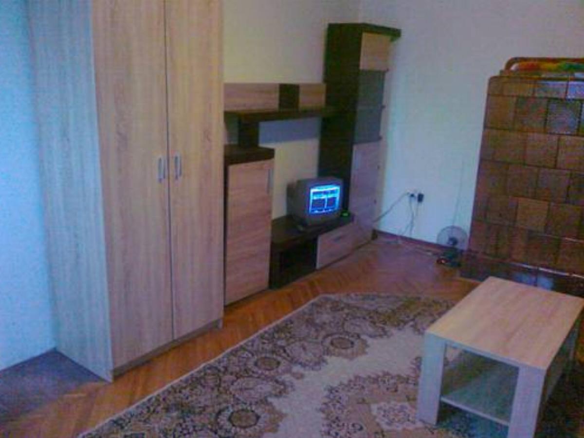 Sremska Mitrovica Apartment