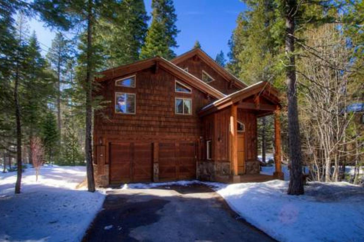4 Bedrooms Blue Pine Lodge Home Home