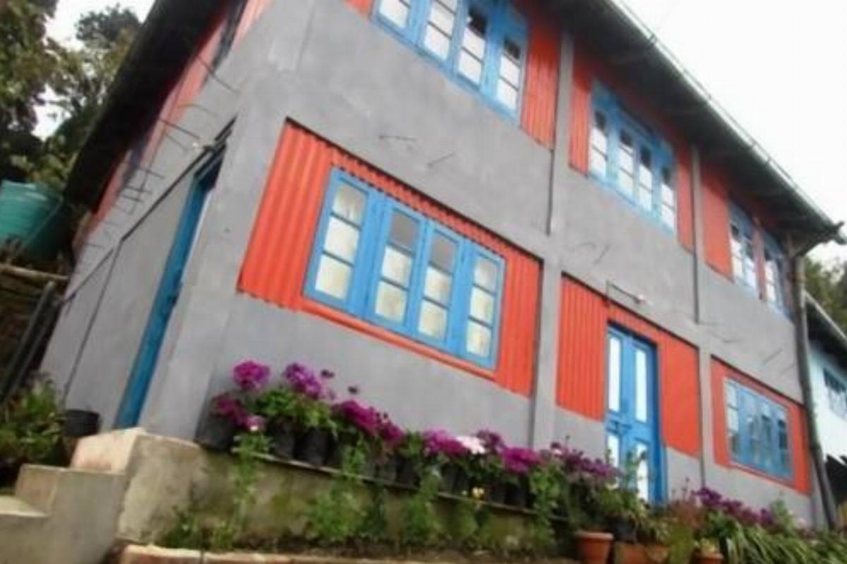 1 BR Homestay in Tinchule, Darjeeling, by GuestHouser (BC2F)